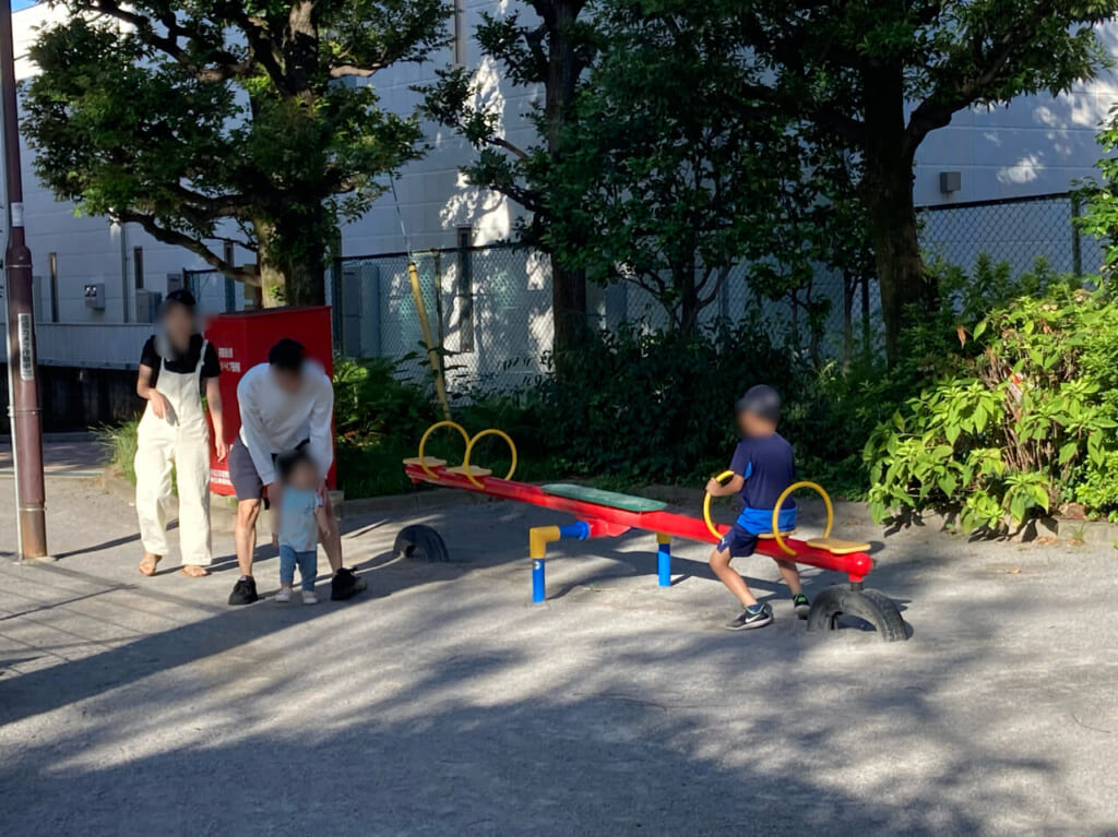 桜山公園シーソー