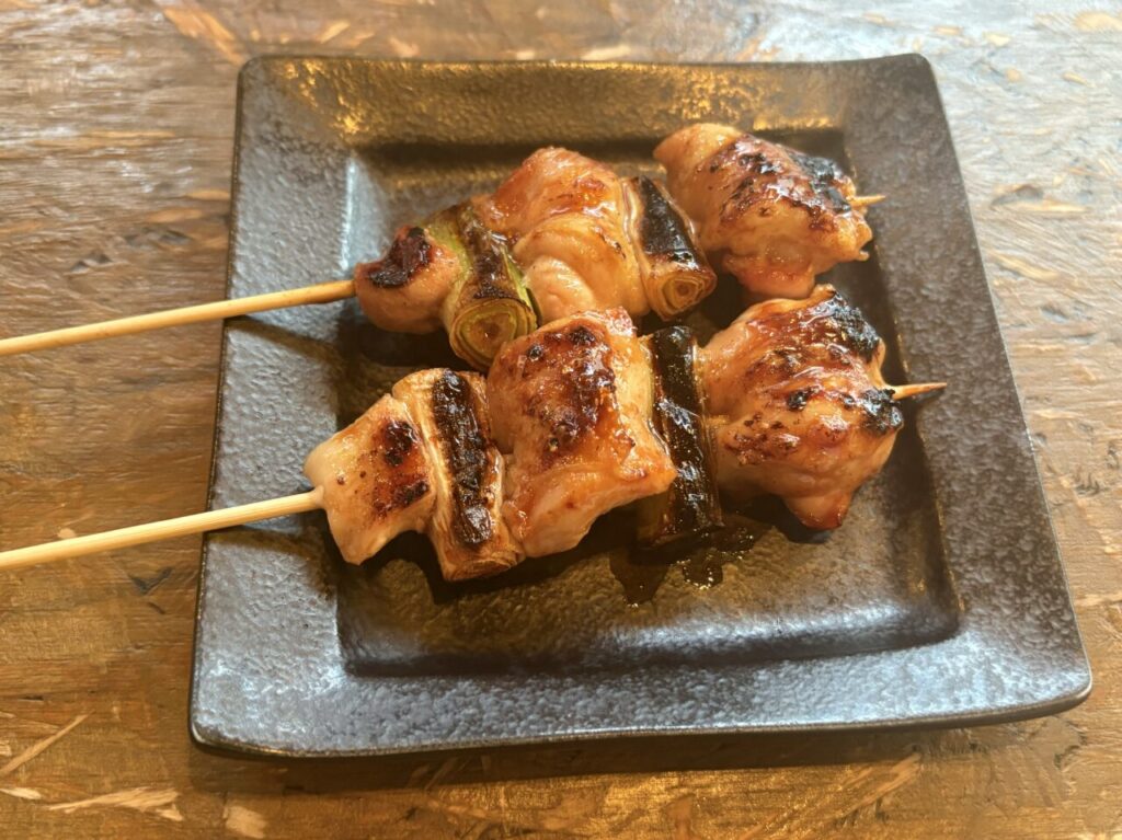 中野にある「やきとりスタンダード中野北口店」のねぎま